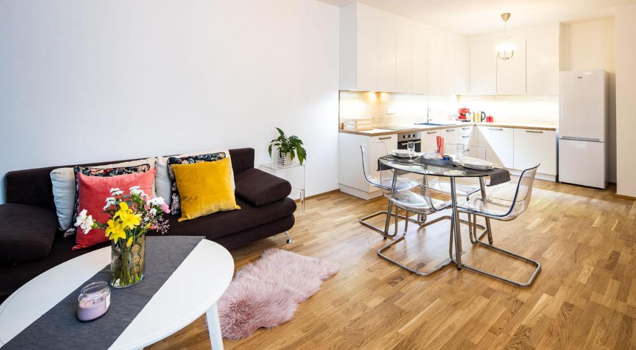 Silvie Apartments - Zlate Terasy Olomouc Luaran gambar