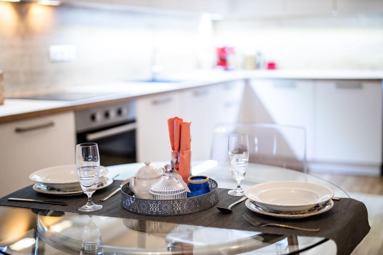 Silvie Apartments - Zlate Terasy Olomouc Luaran gambar