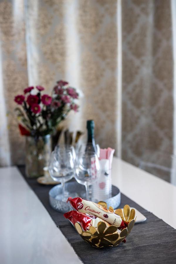 Silvie Apartments - Zlate Terasy Olomouc Luaran gambar