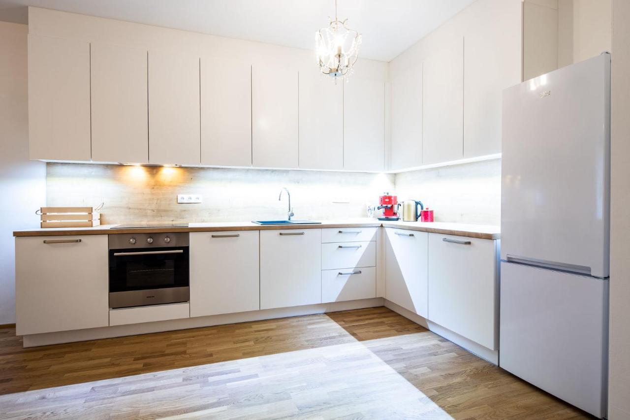 Silvie Apartments - Zlate Terasy Olomouc Luaran gambar